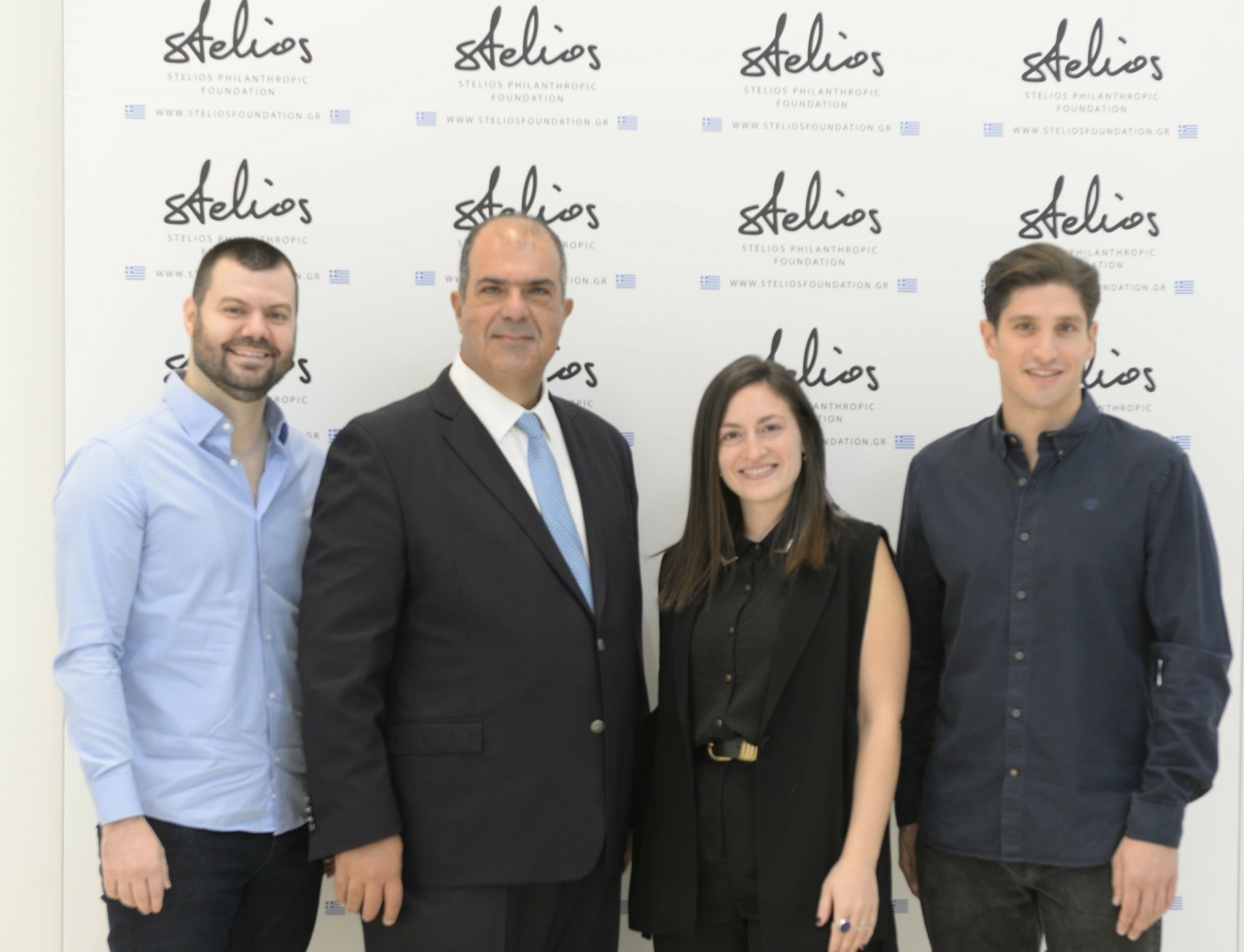 Ο Sir Στέλιος Χατζηιωάννου βράβευσε για 14η χρονιά τους νέους επιχειρηματίες (pics)