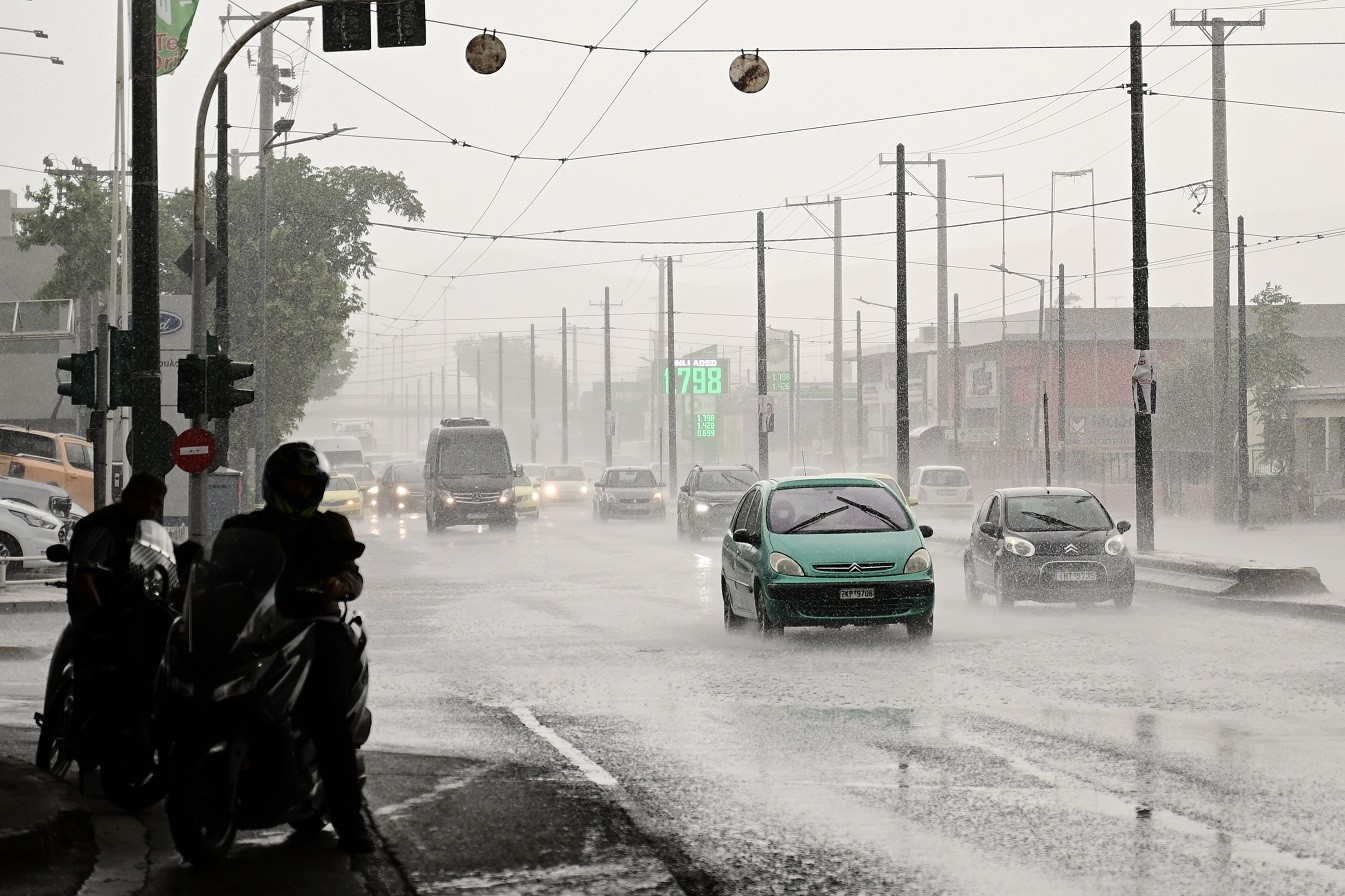 Καιρός: Νέο κύμα κακοκαιρίας από Τρίτη 28/11 με βροχές και ισχυρές καταιγίδες