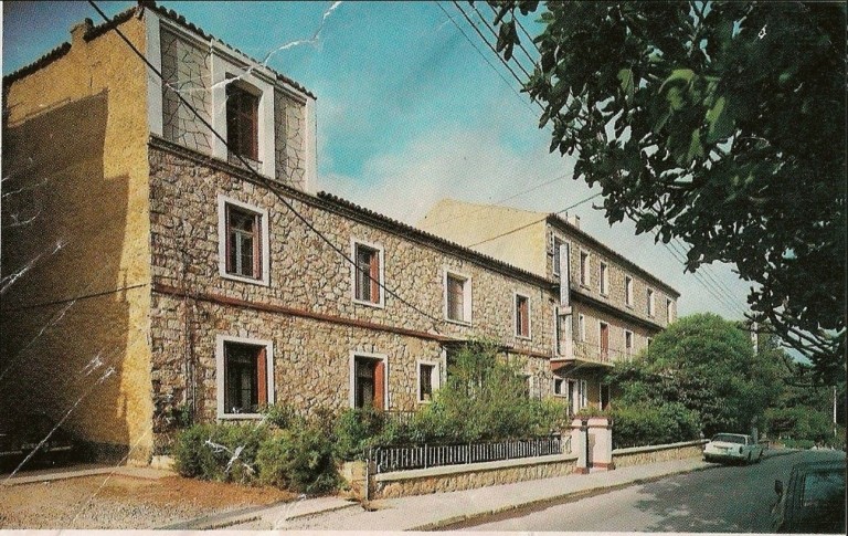 Τhe Heritage: Η θεαματική αναμόρφωση ενός κτιρίου με βαριά ιστορία στην Κηφισιά (pic)