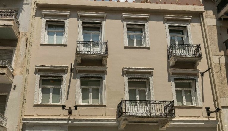 Hugo Boss: Νοίκιασε την πρώην έδρα του Λάκη Γαβαλά στο Κολωνάκι (pic)