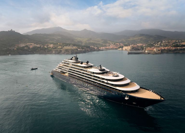 Πόσο κοστίζει ένα ταξίδι με τα γιοτ του The Ritz-Carlton Yacht Collection