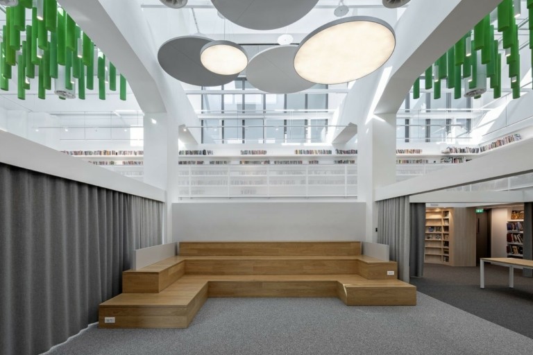 IFI: Το βραβευμένο ελληνικό studio και η τέχνη πίσω από τον φωτισμό κτιρίων και κατοικιών