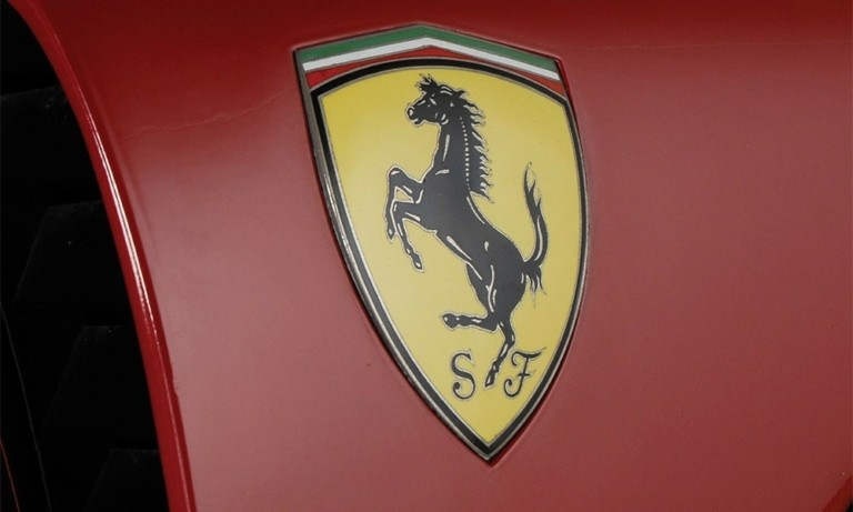 Γεμάτο έως το 2025 το βιβλίο παραγγελιών της Ferrari – Άλμα 37% στα κέρδη του γ’ τριμήνου