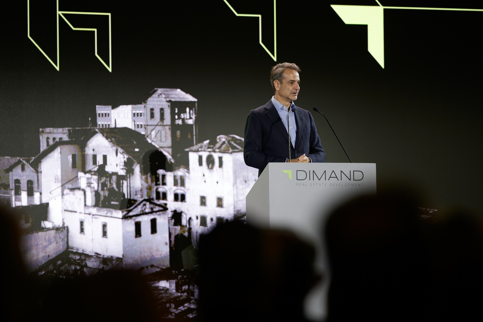 Το εμβληματικό ακίνητο ΦΙΞ στη Θεσσαλονίκη αναγεννάται (pics)