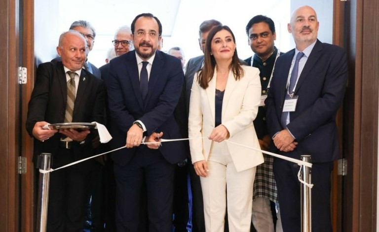 Νίκος Χριστοδουλίδης: «Οι θαλάσσιες μεταφορές πρέπει να τύχουν της δέουσας προσοχής εντός της ΕΕ»