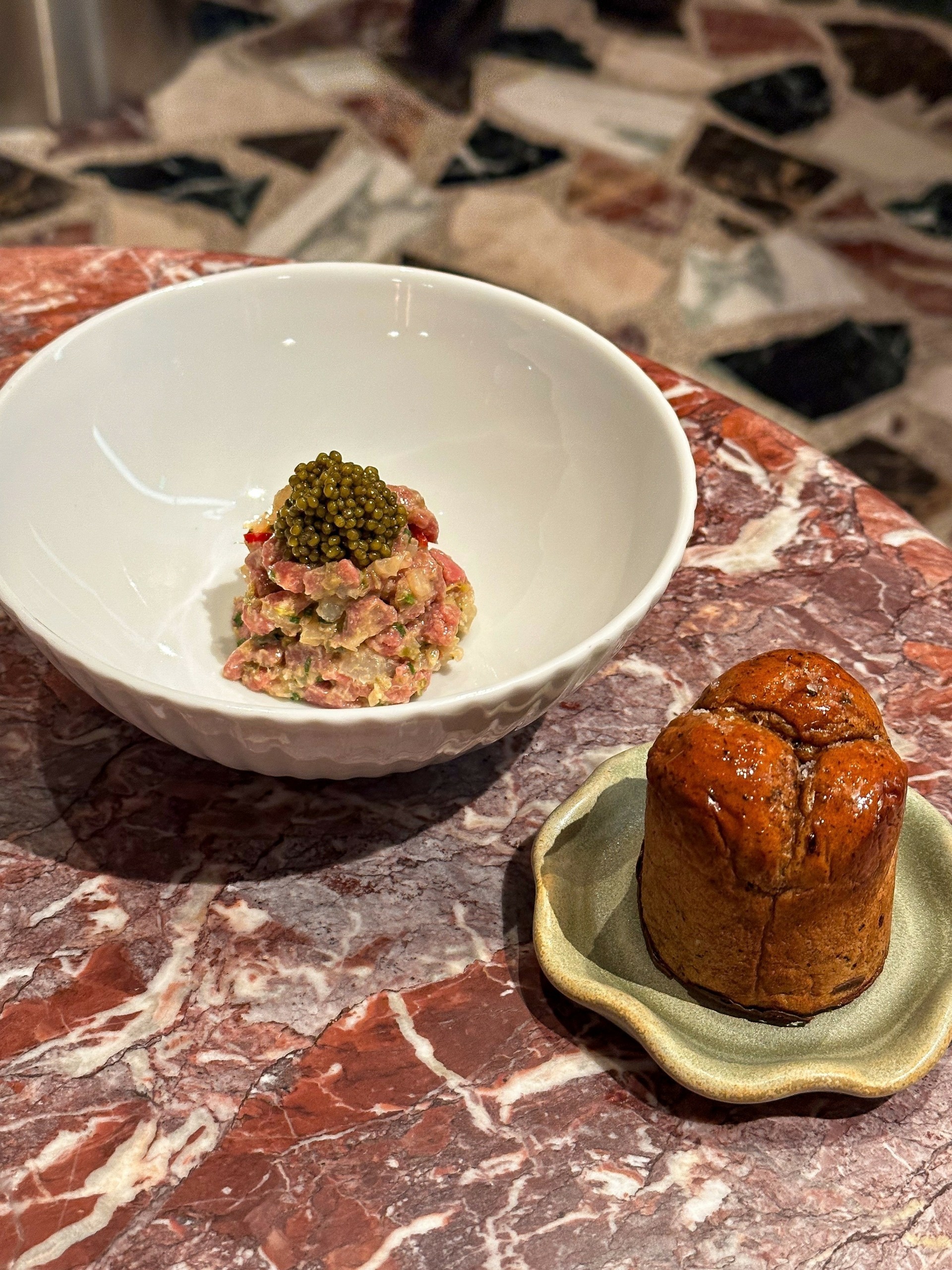 Gallina: Το εστιατόριο έργο Τέχνης στο Κουκάκι και ο εφοπλιστής-συλλέκτης πίσω από την ιδέα