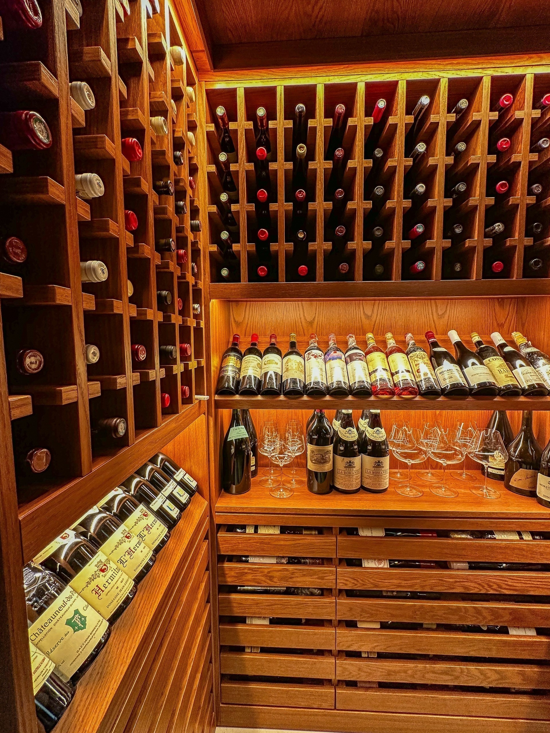 Gallina: Το εστιατόριο έργο Τέχνης στο Κουκάκι και ο εφοπλιστής-συλλέκτης πίσω από την ιδέα