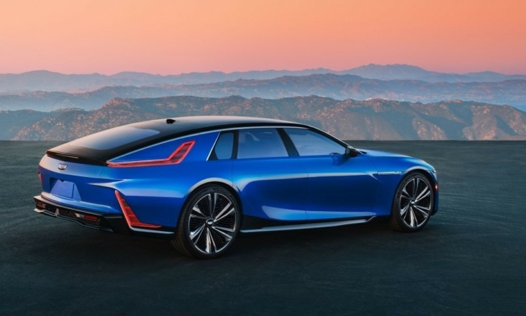 Ηλεκτρικά αυτοκίνητα: Πόσα θα πωλούνται στο τέλος του 2030 (tweets)