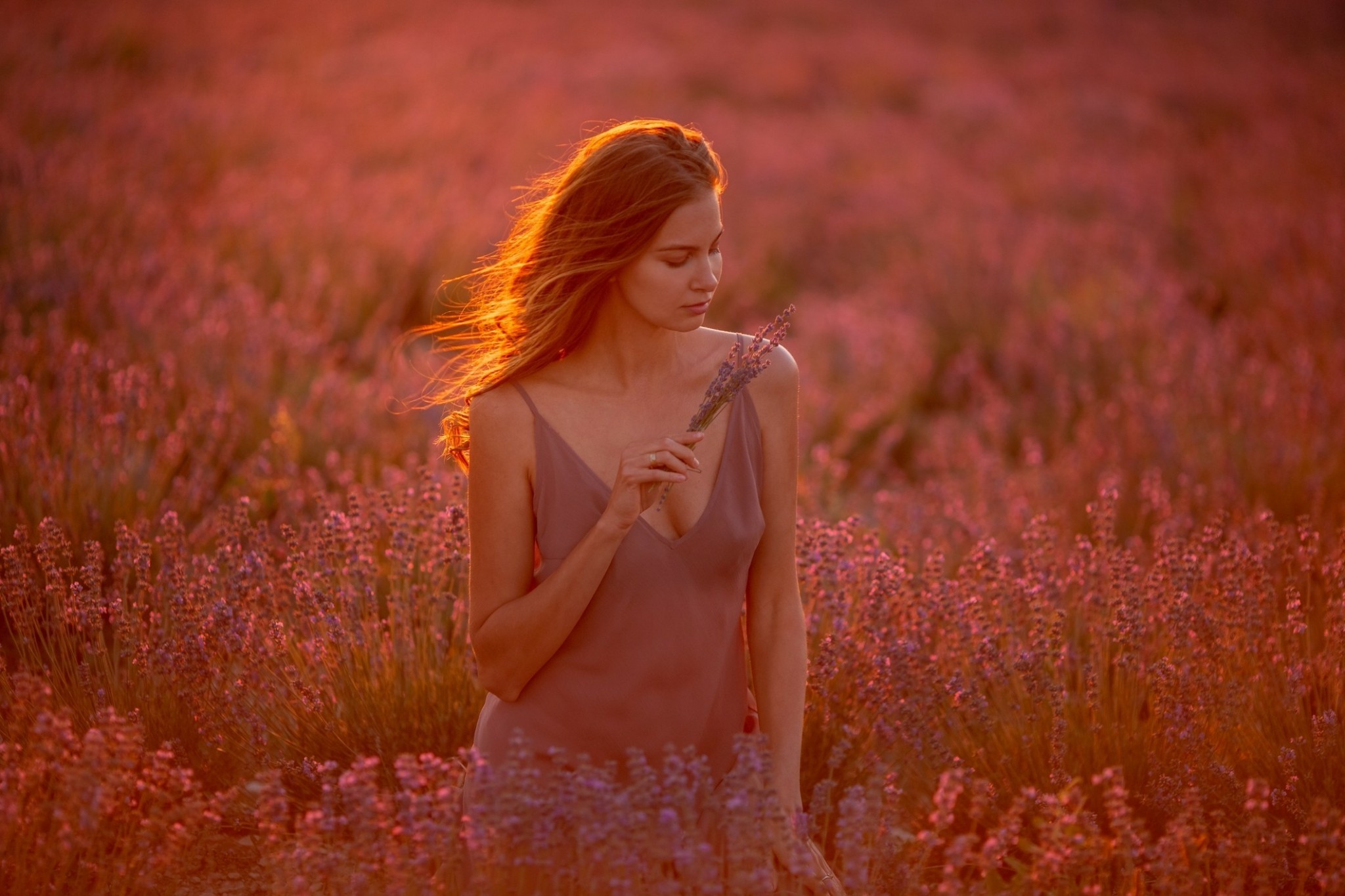 Πώς ορισμένες μυρωδιές μπορούν να μας μεταφέρουν πίσω στο παρελθόν;