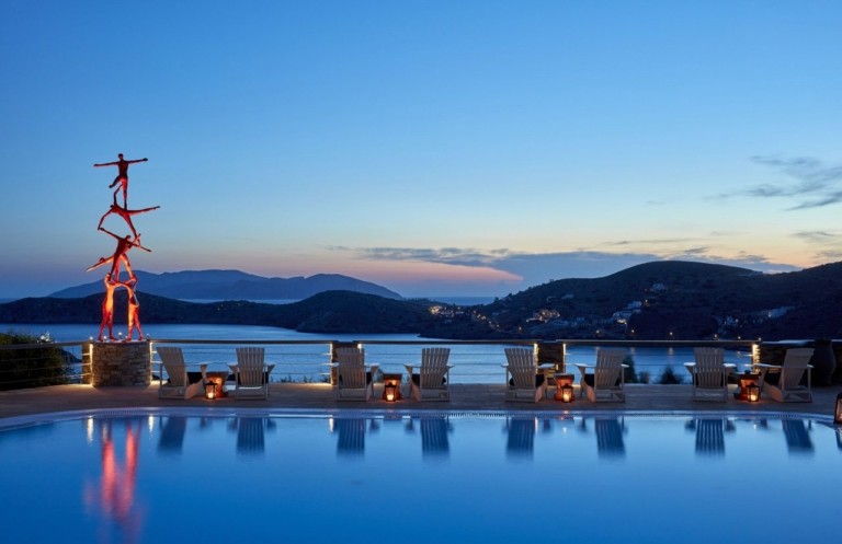 IFI: Το βραβευμένο ελληνικό studio και η τέχνη πίσω από τον φωτισμό κτιρίων και κατοικιών