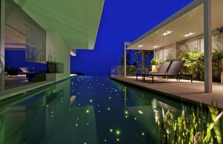 IFI: Το βραβευμένο ελληνικό studio και η τέχνη πίσω από τον φωτισμό κτιρίων και κατοικιών