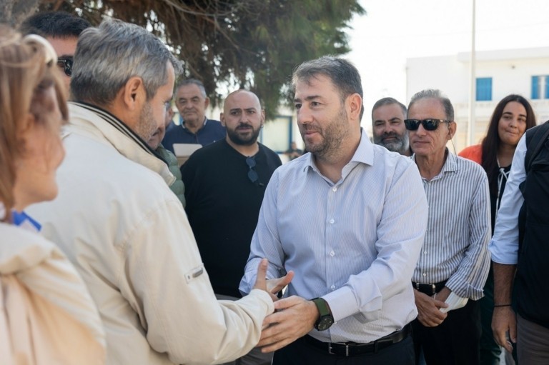 Ανδρουλάκης από Νάξο: Οι οκτώ παρεμβάσεις του ΠΑΣΟΚ για την υγεία 