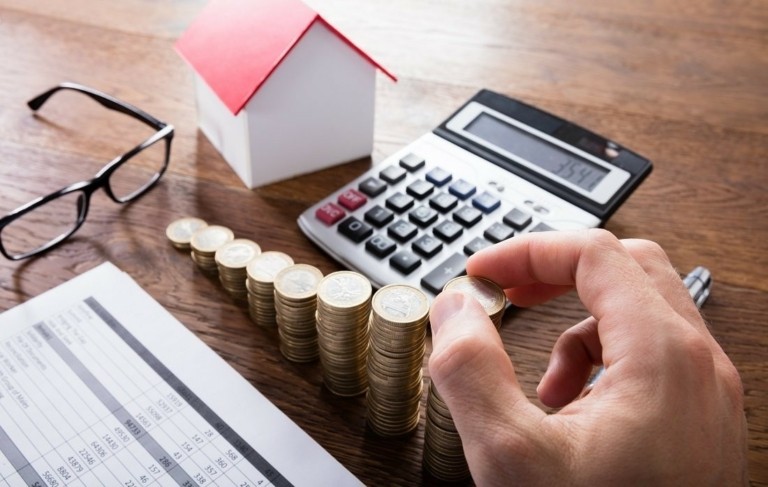 «Στενός κορσές» από την κυβέρνηση σε servicers και διαχειριστές απαιτήσεων – Όλες οι αλλαγές