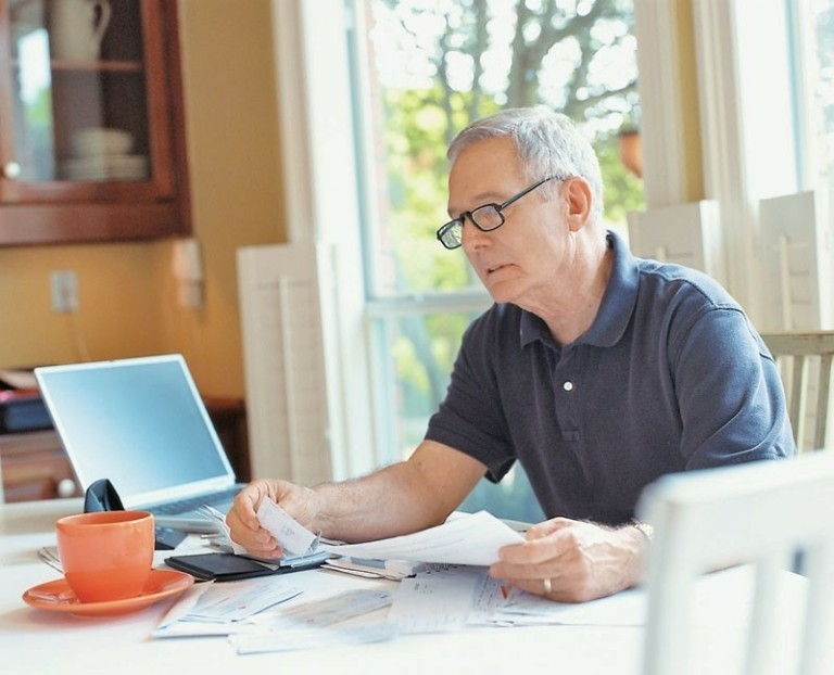 Εφάπαξ: Ποιοι ασφαλισμένοι υποβάλουν ηλεκτρονικά την αίτηση