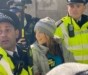 Λονδίνο: Συνελήφθη η ακτιβίστρια Γκρέτα Τούνμπεργκ σε διαδήλωση κατά της ενεργειακής διάσκεψης (tweet)