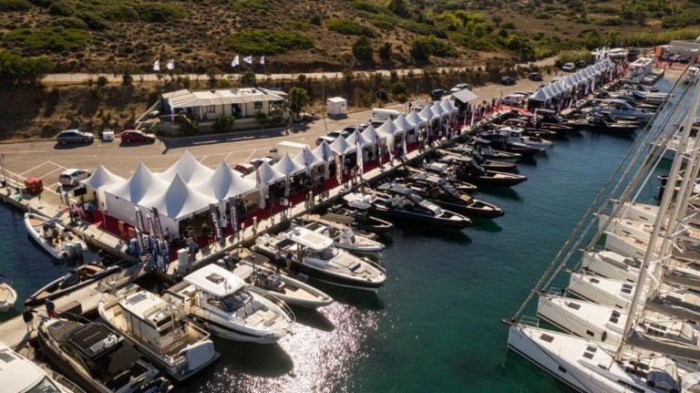 Καινοτομίες και παγκόσμιες πρεμιέρες στο 3ο Olympic Yacht Show (pics)