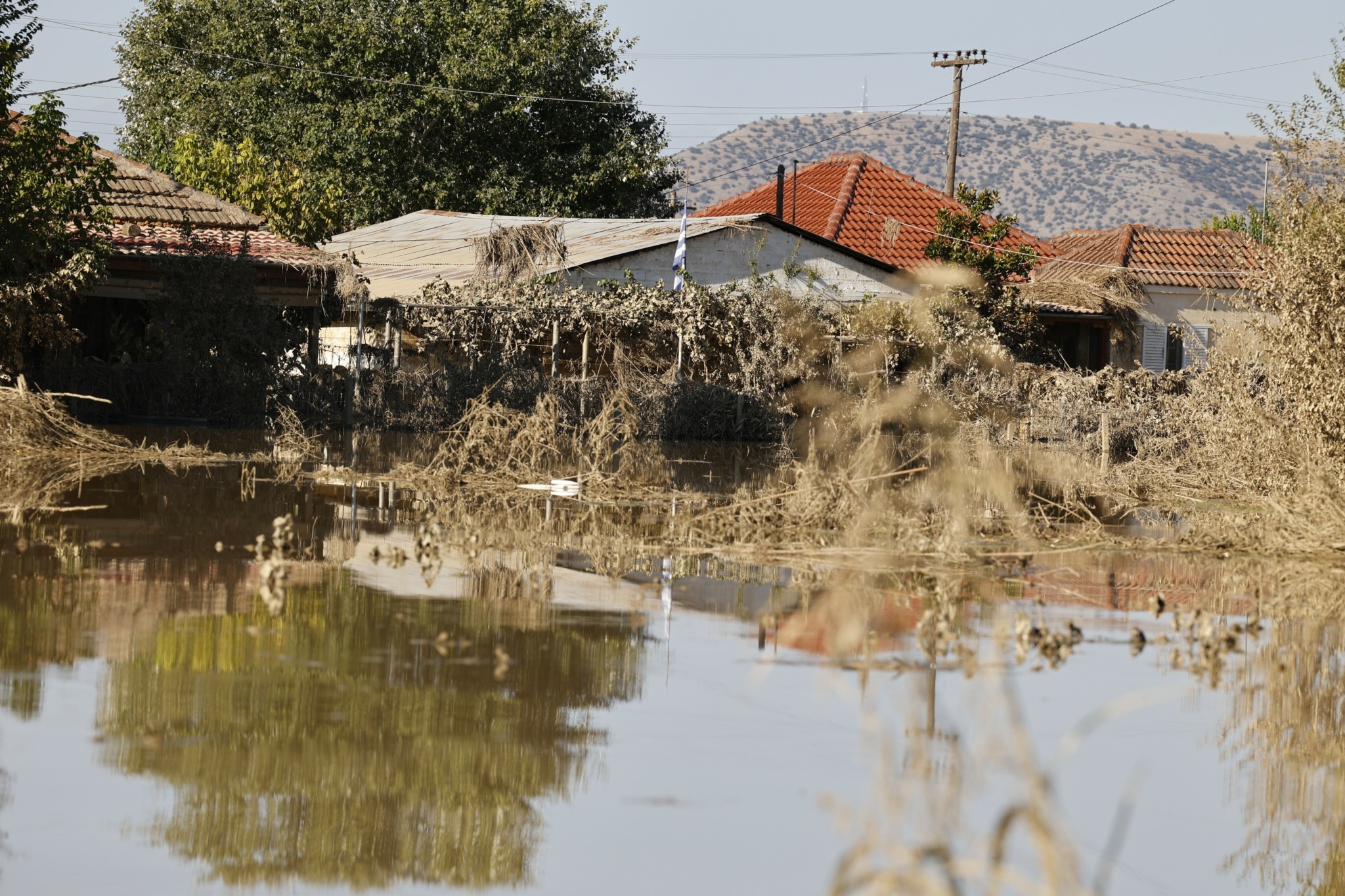 Αναζητούνται λύσεις για την εξασφάλιση μόνιμης στέγασης σε πλημμυροπαθείς της Θεσσαλίας