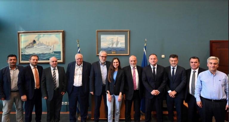 Συνάντηση Στυλιανίδη με το ΔΣ του Σ.Ε.Ε.Ν.