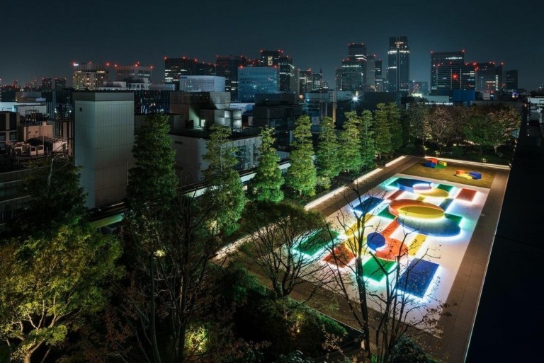 Γκίνζα: Η απόλυτη συνοικία των luxury brands με τα καταστήματα-μνημεία βρίσκεται στο Τόκιο