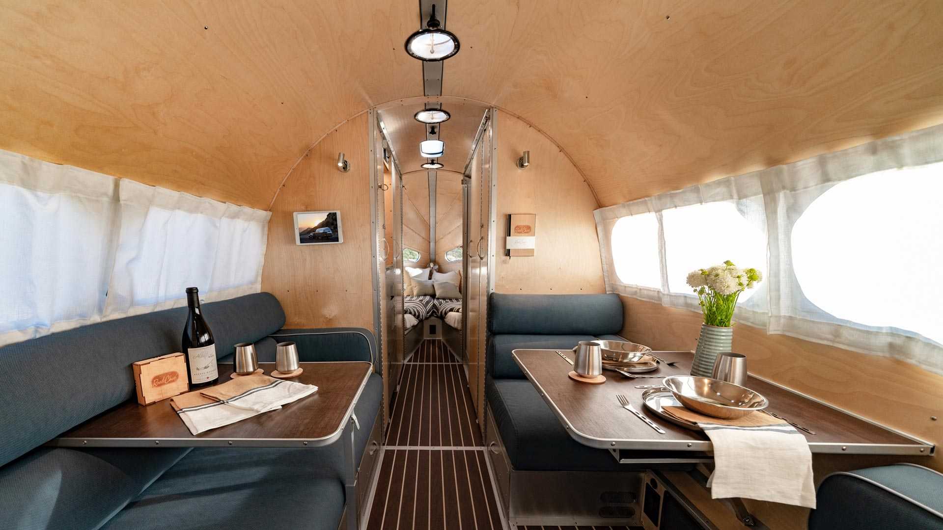 Αποδράσεις στη φύση με τα πιο high-end τροχόσπιτα στον κόσμο