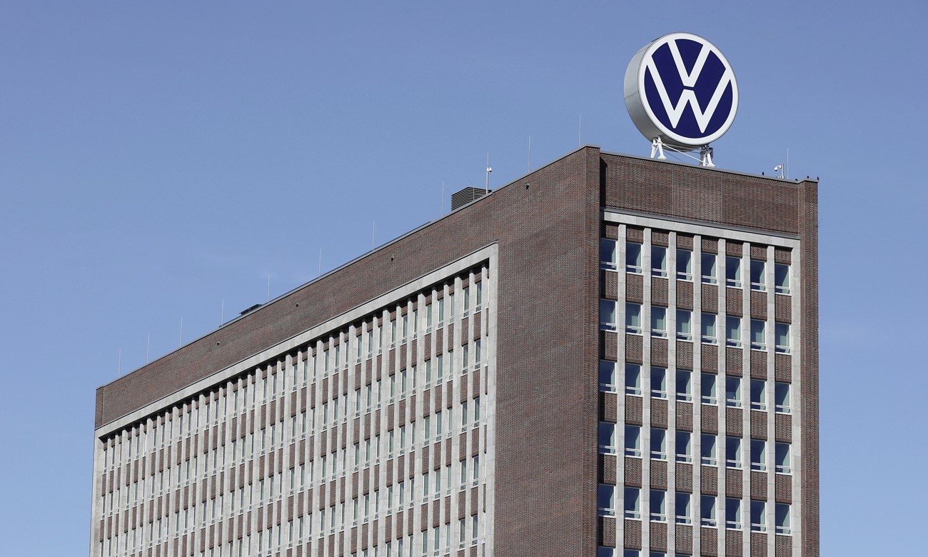 Volkswagen: Περικοπές διότι είναι «μη ανταγωνιστική»