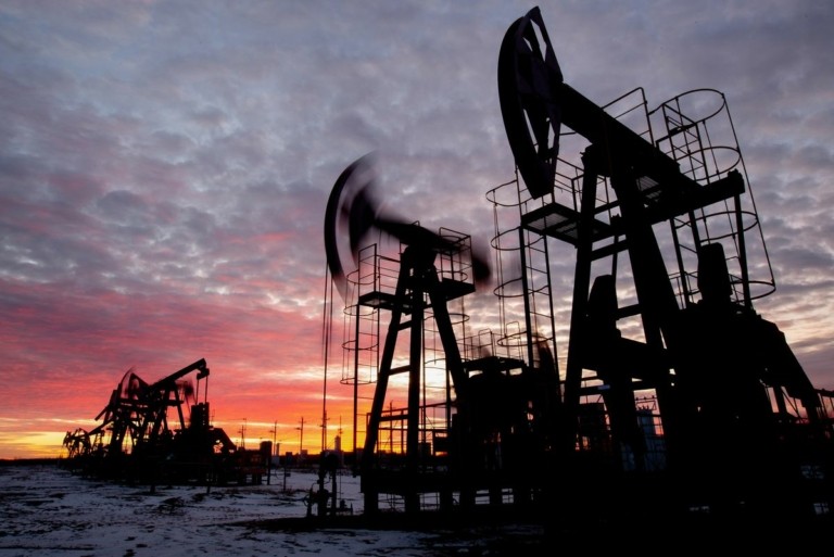 IIF: Οι τιμές του πετρελαίου θα αυξηθούν κατά 40% εάν υπάρξει κλιμάκωση της σύγκρουσης στη Μέση Ανατολή