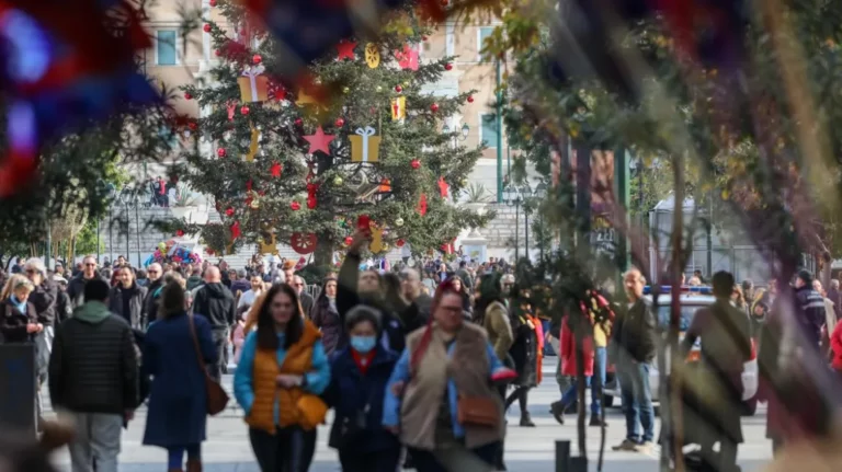 Εορταστικό ωράριο Χριστουγέννων 2023: Πότε ξεκινά για τα καταστήματα