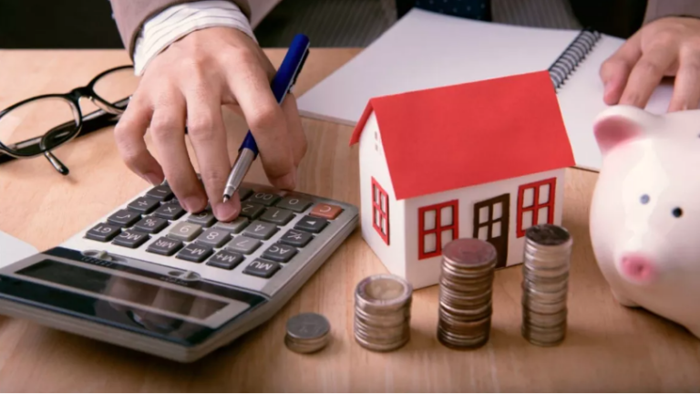 Σε τριπλό κλοιό servicers και funds – Yποχρεωτική ενημέρωση σε δανειολήπτες και πρόστιμα έως €500.000