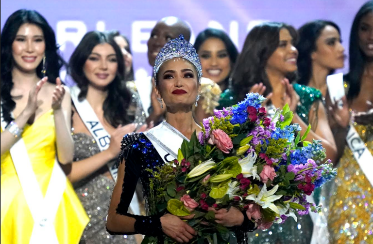 Miss Universe: Στο κατώφλι της χρεοκοπίας η ιδιοκτήτρια εταιρεία του διαγωνισμού (γράφημα)