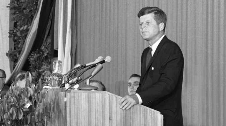 60 χρόνια μετά το ερώτημα παραμένει: Ποιος σκότωσε τον Τζον Κένεντι