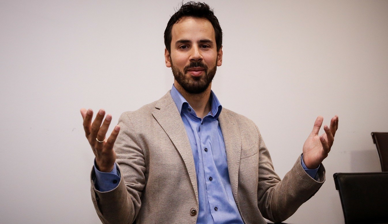 Ρωμανός για τρολ ΣΥΡΙΖΑ: Εκκωφαντική η σιωπή παρά τις αποκαλύψεις του newmoney.gr