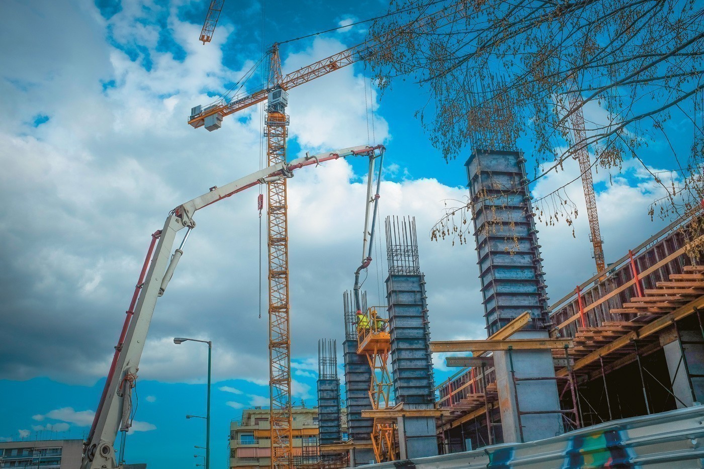 Αυξήθηκαν τον Ιούνιο οι οικοδομικές άδειες – Μείωση 13,8% το α’ εξάμηνο (γραφήματα)