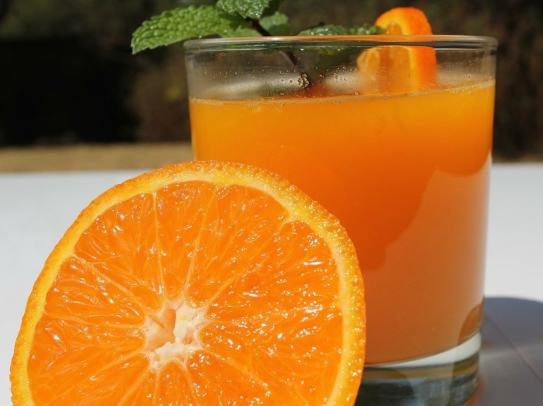 Χυμός πορτοκάλι: Ρεκόρ στις τιμές του – Αύξηση 90% μέσα στο 2023 (tweet)