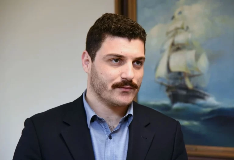 Τεμπονέρας: Αντικατασταστική η πρόταση για δημοψήφισμα – Δεν στήνουμε λαϊκά δικαστήρια στον ΣΥΡΙΖΑ