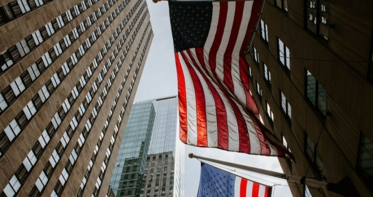 Υψηλές οι αντοχές της αμερικανικής οικονομίας – Στο 3,4% το ΑΕΠ – Έκτο συνεχόμενο τρίμηνο επέκτασης