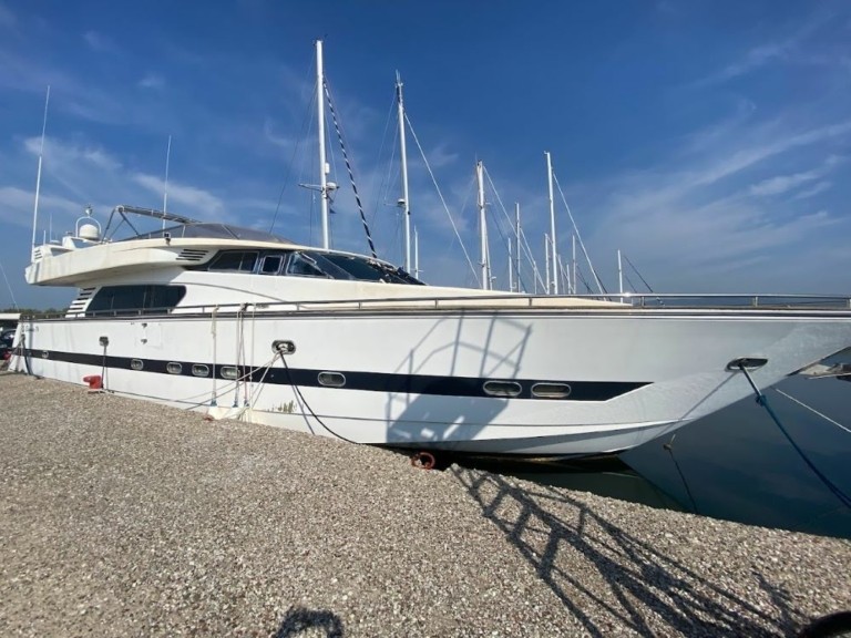 Πλειστηριασμοί: Ένα «Giasemi» σε…ρότα για το ηλεκτρονικό σφυρί (pics)