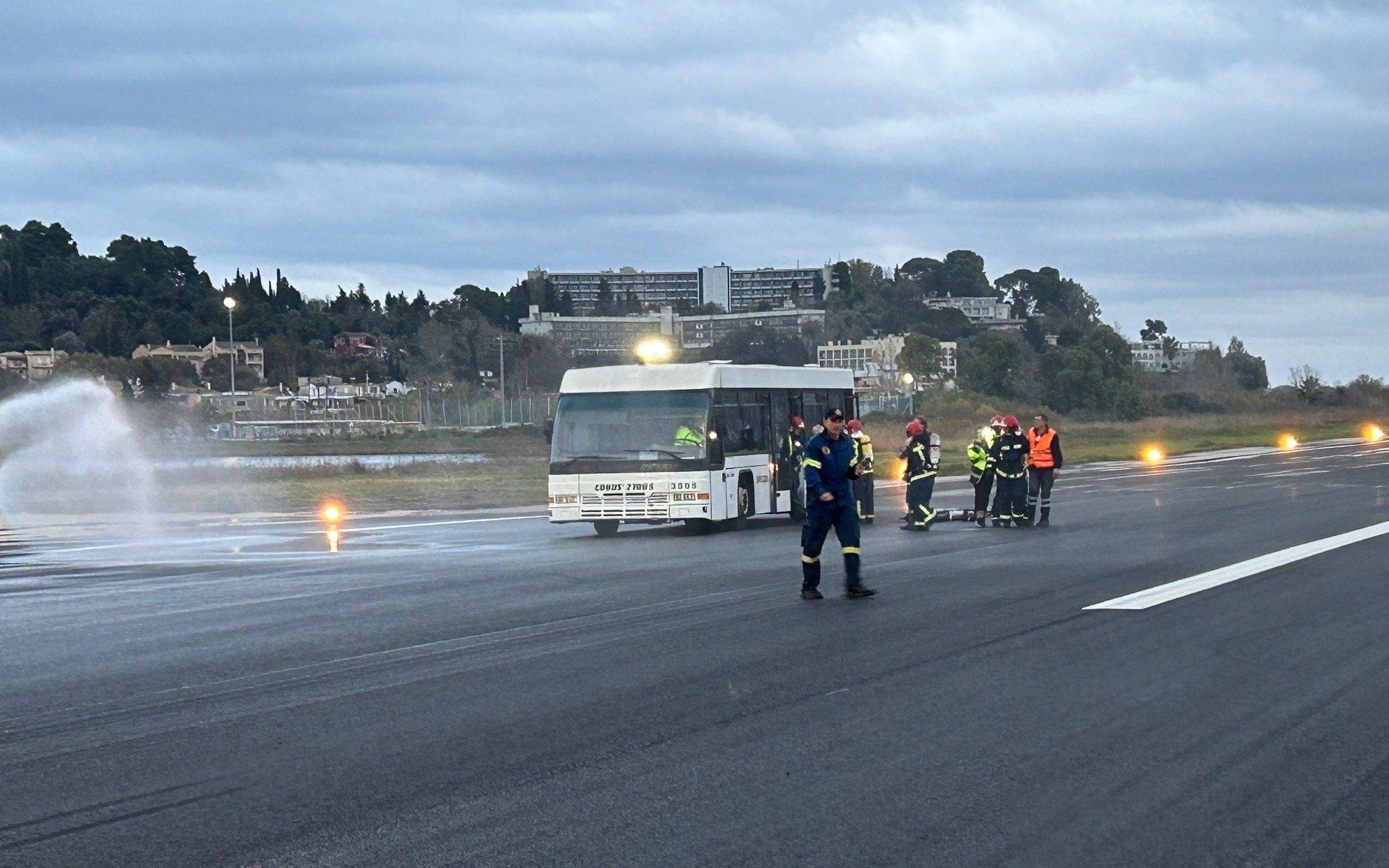 Fraport Greece: Ολοκληρώθηκε με επιτυχία η προγραμματισμένη άσκηση ευρείας κλίμακας στο αεροδρόμιο Κέρκυρας (pics)