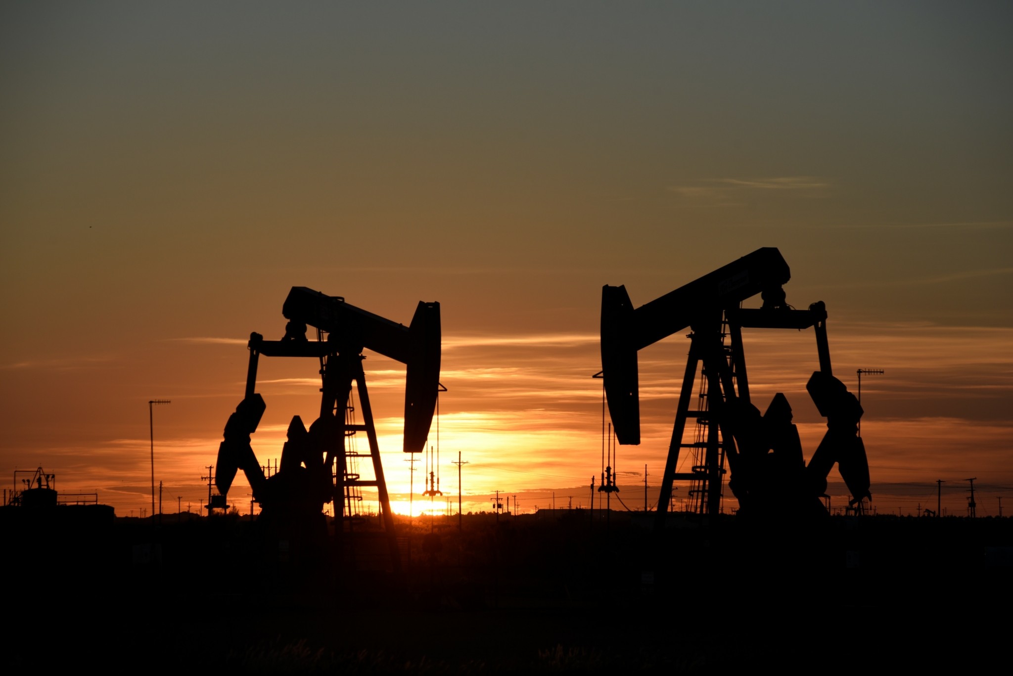 Goldman Sachs: Οι τιμές του πετρελαίου μπορεί να αγγίξουν τα $100/βαρέλι το 2024