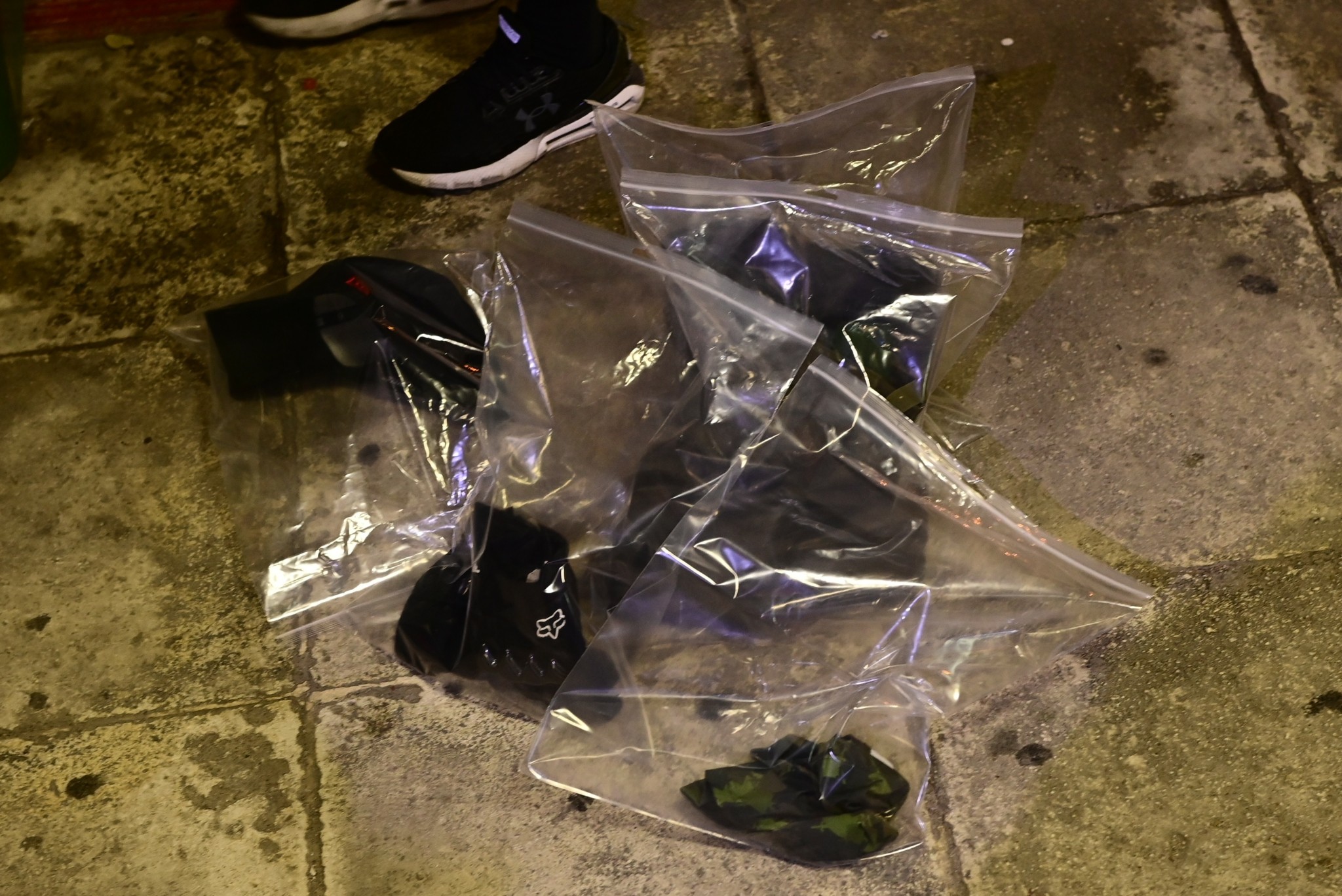 Σε τεχνητό κώμα ο 31χρονος αστυνομικός που τραυματίστηκε στου Ρέντη