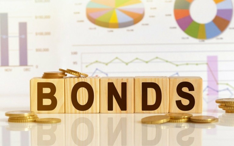Ομόλογα: Πού θα ποντάρουν οι επενδυτές για τη νέα χρονιά (πίνακες)
