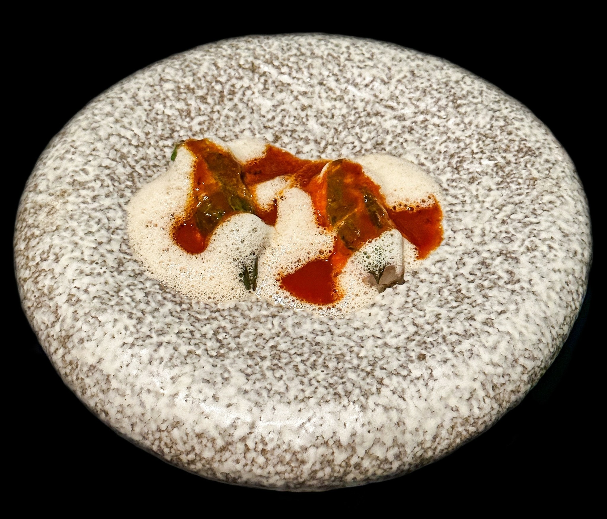 Μια κορυφαία γαστρονομική εμπειρία στο Hytra Restaurant & Bar