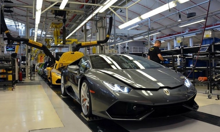 Ποια αυτοκινητοβιομηχανία εφαρμόζει την τετραήμερη εργασία (tweet)