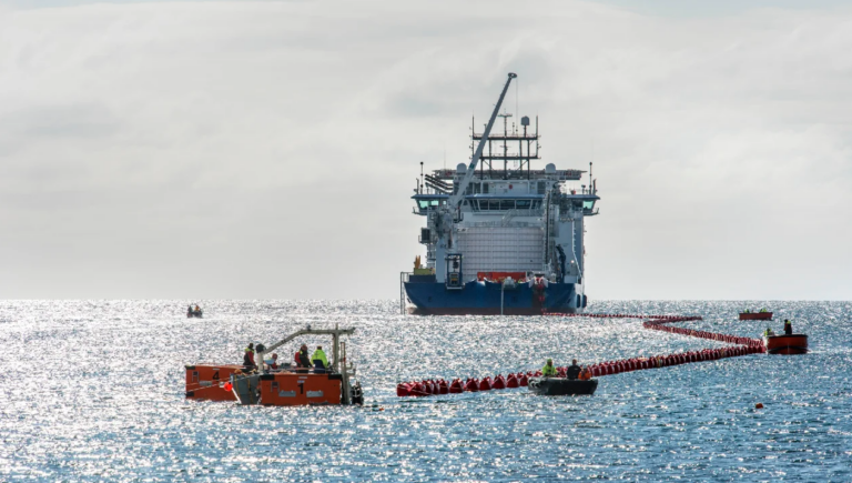 Viking Link: «Στην πρίζα» η μεγαλύτερη ηλεκτρική διασύνδεση στον κόσμο