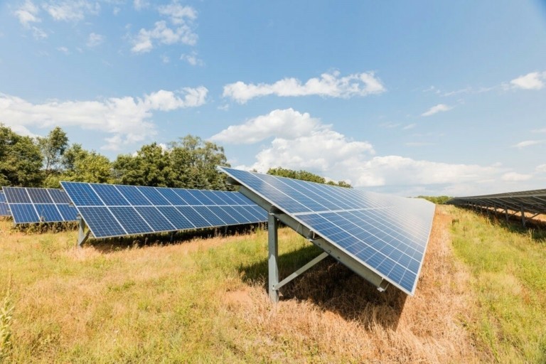 ΥΠΕΝ: Έδωσε την ΑΕΠΟ για φωτοβολταϊκό ισχύος 200 MW στο Δομοκό