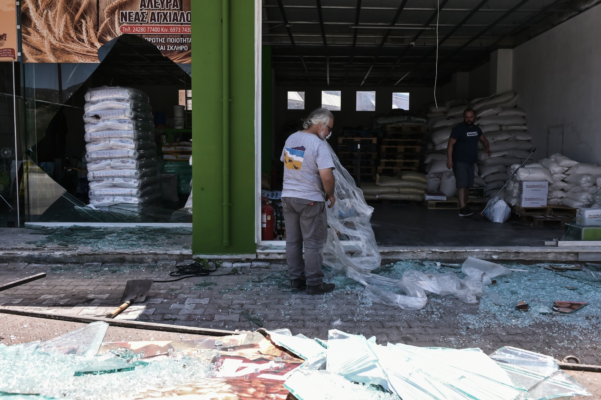 Άρχισε να καταβάλλεται η προκαταβολή έναντι της επιχορήγησης προς τις πληγείσες επιχειρήσεις