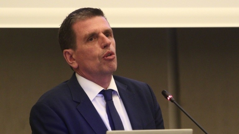 Καιρίδης: Και ελληνική επιτυχία η συμφωνία της ΕΕ για το μεταναστευτικό – Τι είπε για «ελληνοποιήσεις»