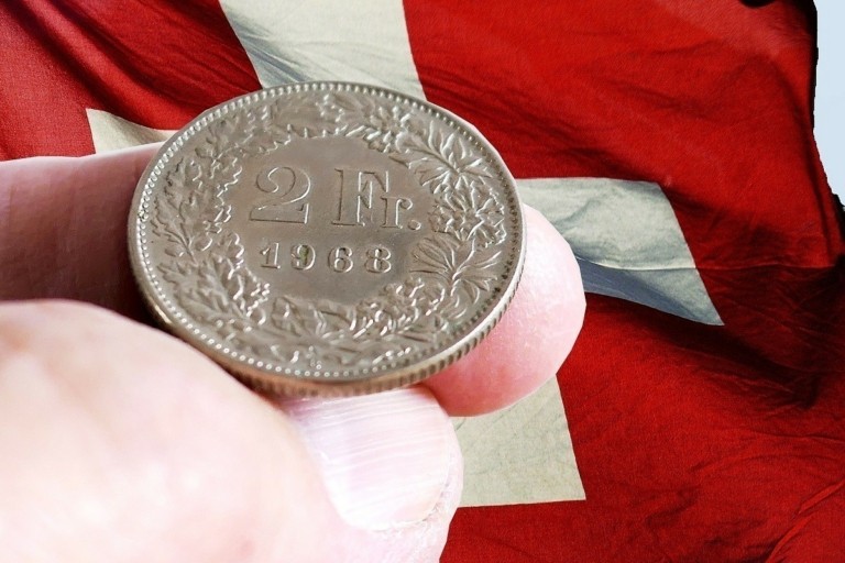 Ελβετικό φράγκο: Η ισοτιμία έναντι του ευρώ έφτασε σε υψηλό 9ετίας