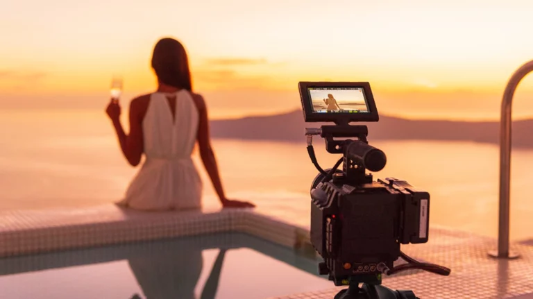 Tik Tok – YouTube: Τι αλλάζει το 2024 με τα βίντεο μεγαλύτερης διάρκειας