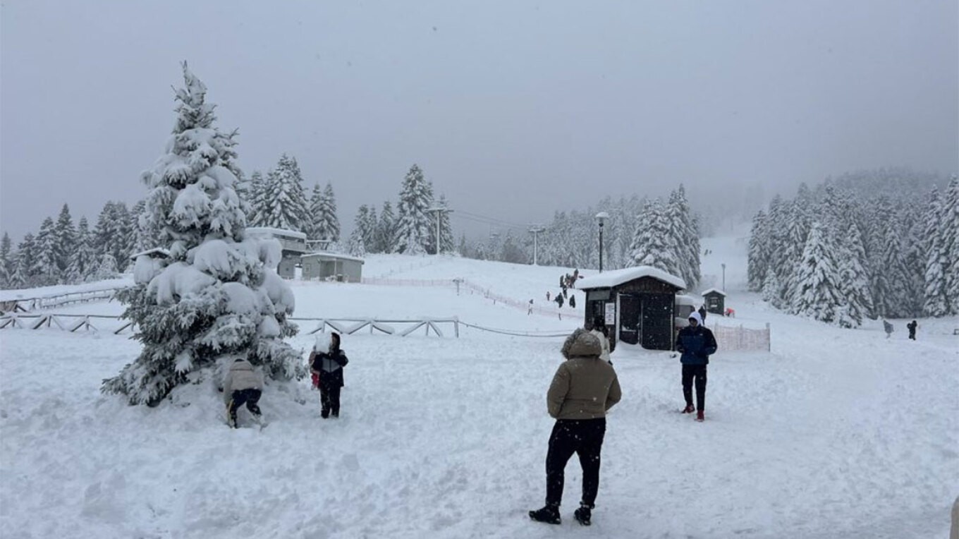 Εικόνες από το χιονισμένο Περτούλι – Πού χρειάζονται αλυσίδες στη Δυτική Μακεδονία (pics)