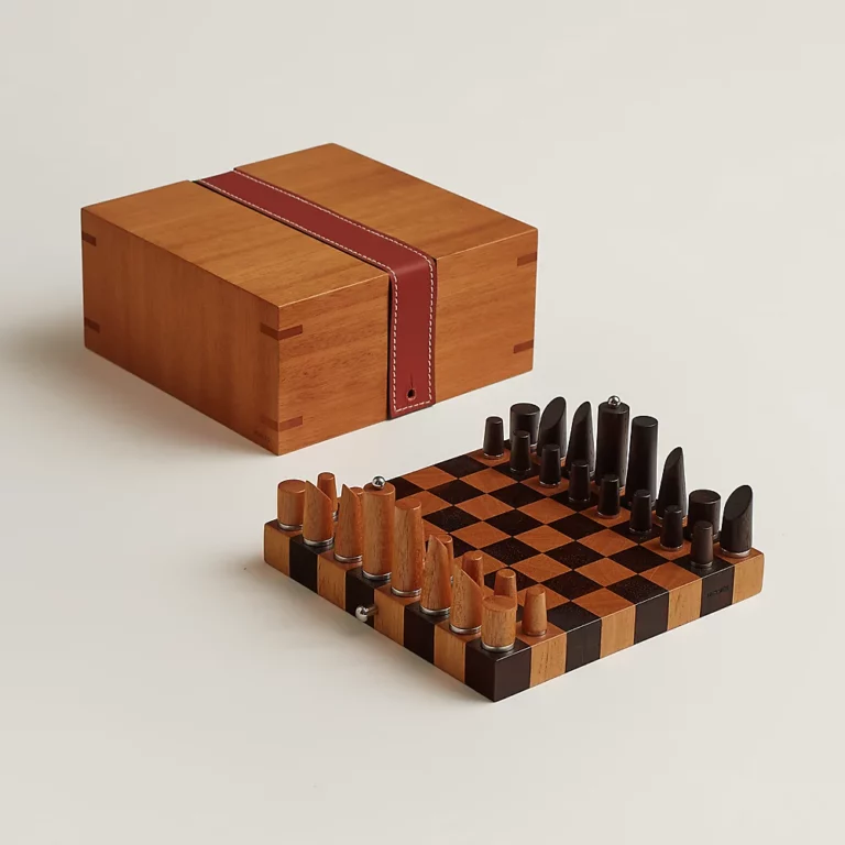 Σκάκι Ηermes και τάβλι Prada – Τα πιο πολυτελή επιτραπέζια παιχνίδια